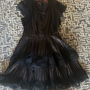 VALENTINO black lace/leather ruffle dress size 44 /m